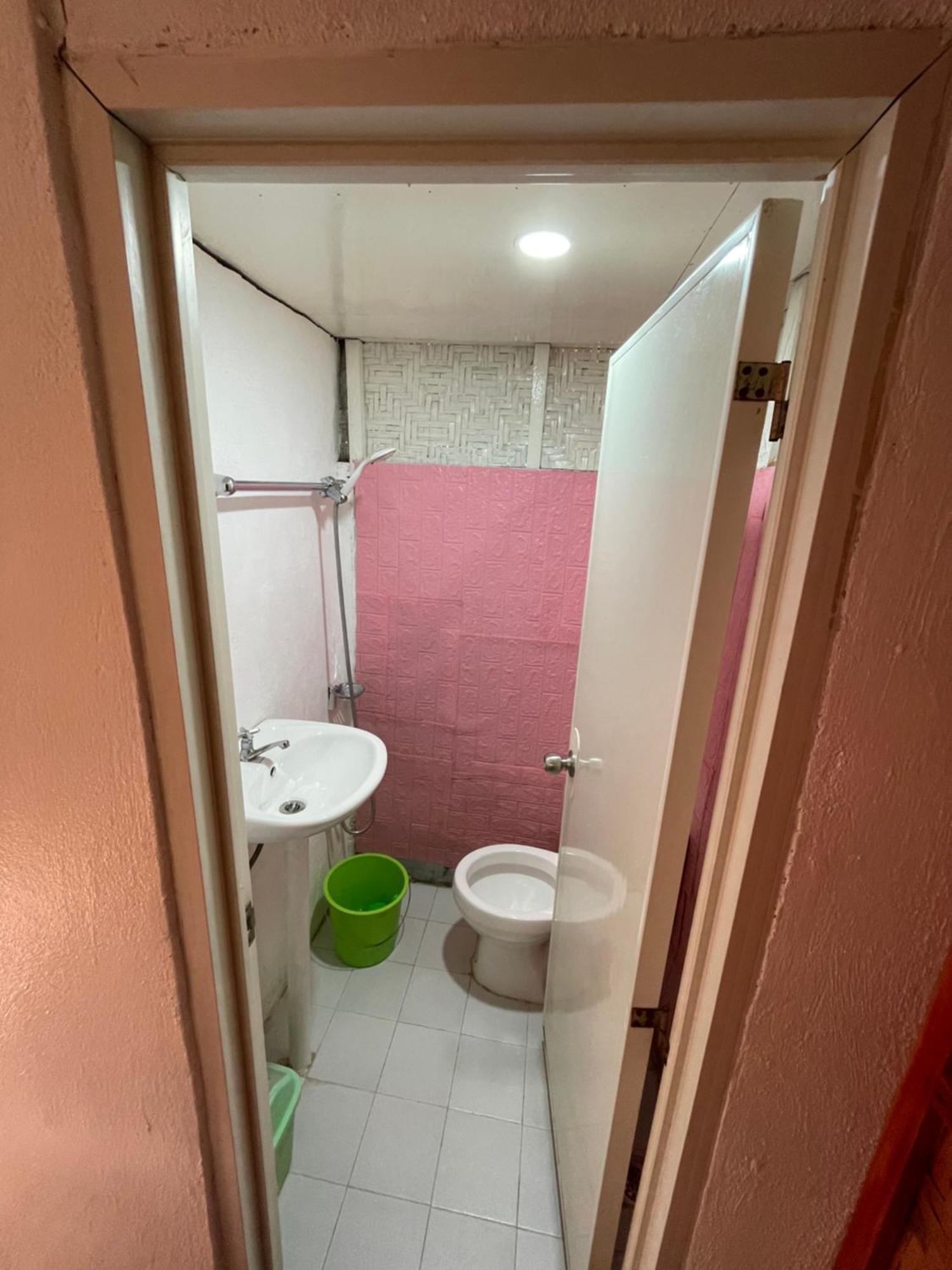 Fely'S Homestay Batuan Экстерьер фото