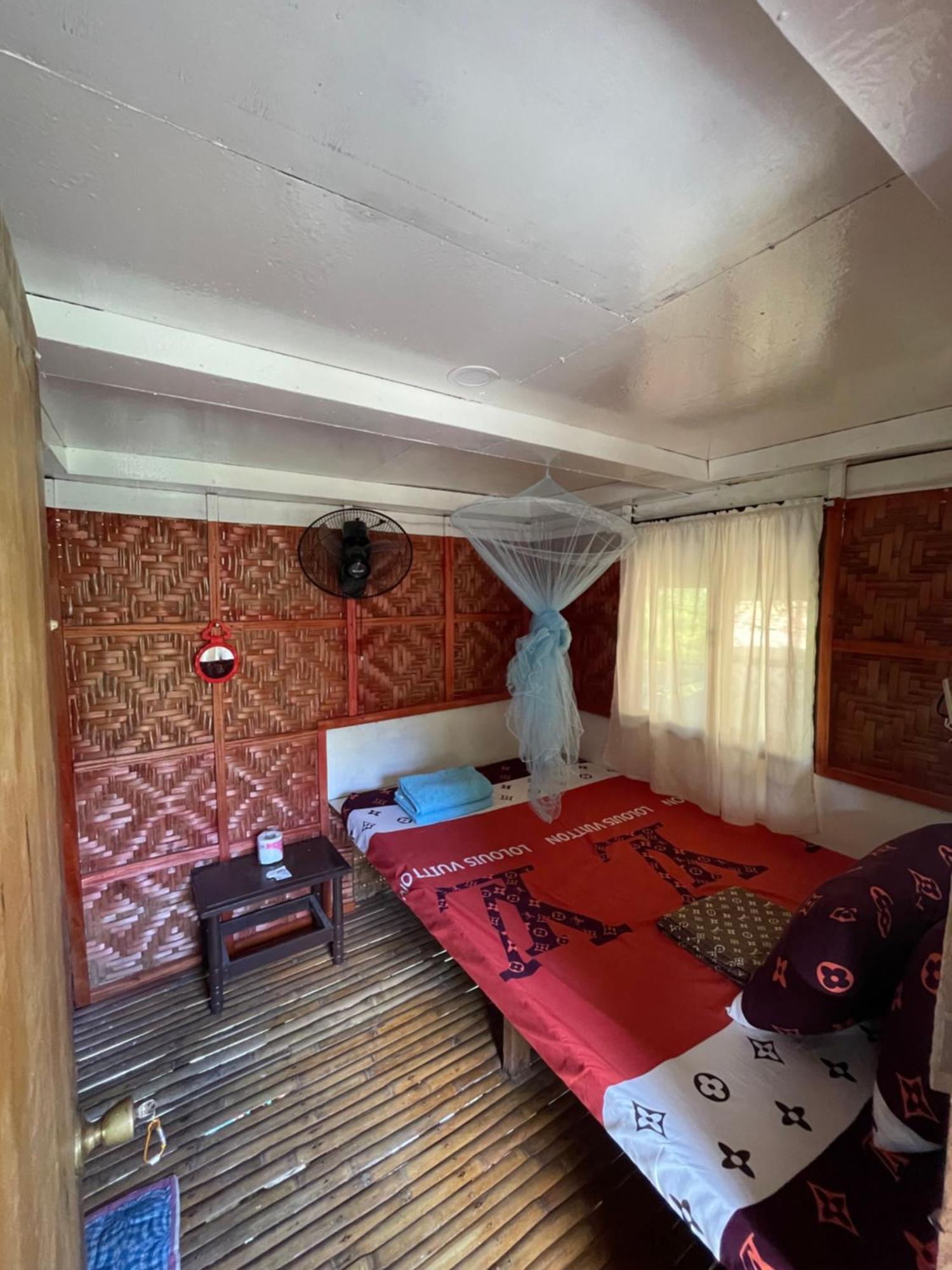 Fely'S Homestay Batuan Экстерьер фото