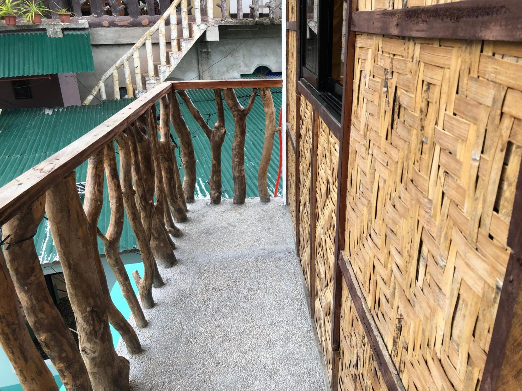 Fely'S Homestay Batuan Экстерьер фото